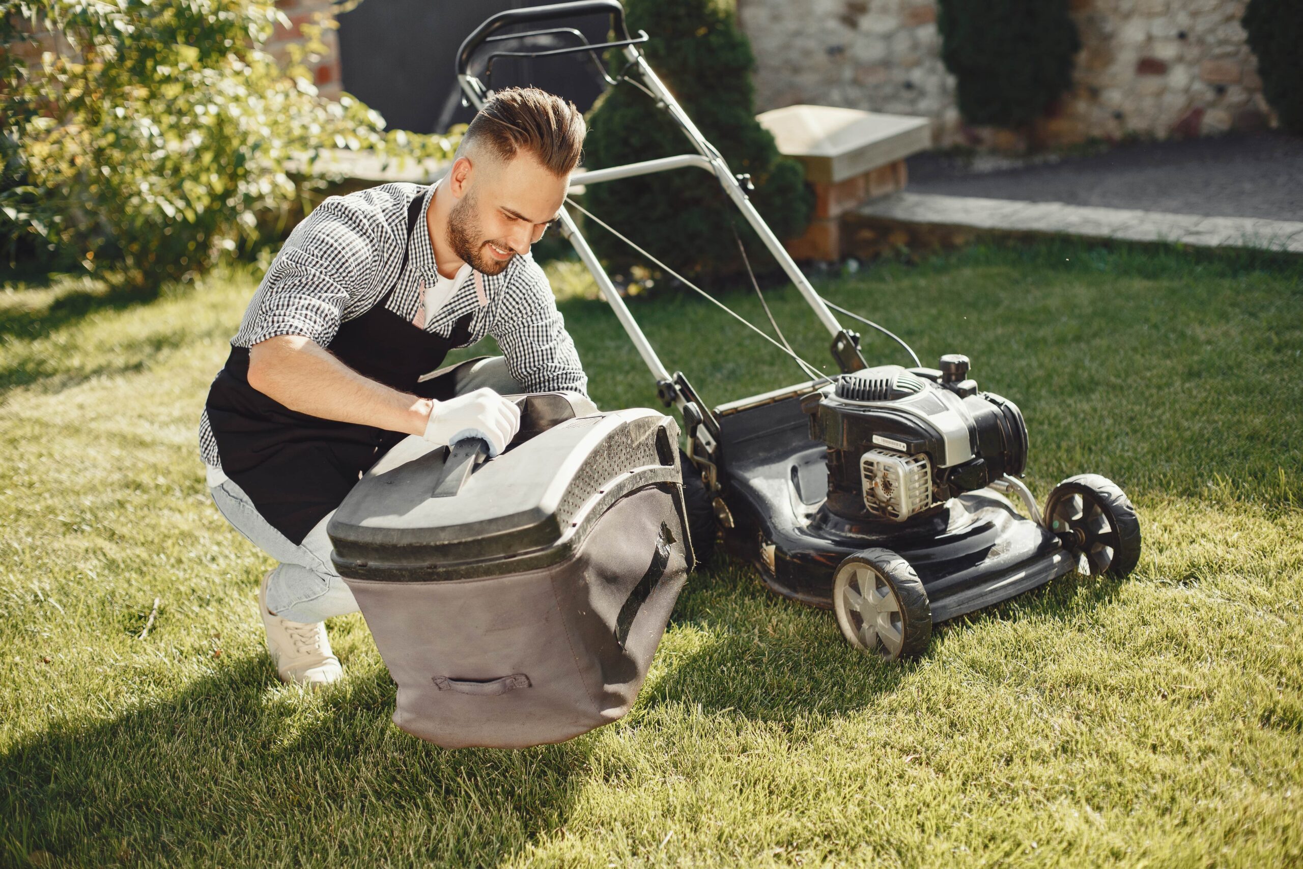 How To Start Lawn Care Services-min